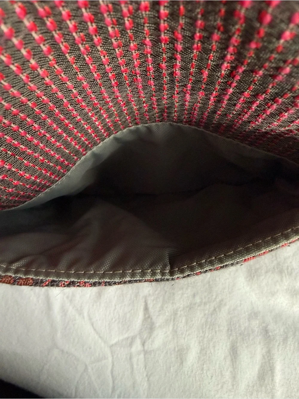 Maruca Sparrow Crossbody Bag Purse Made In Boulder, CO Red Black Swirl Pockets